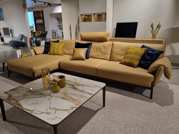 Leolux design salon Enna met chaise longue (in leder) - 0